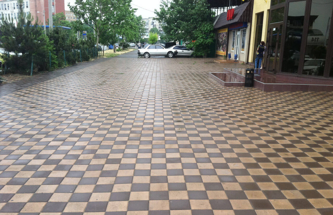 Дизайн тротуарной плитки шахматы фото