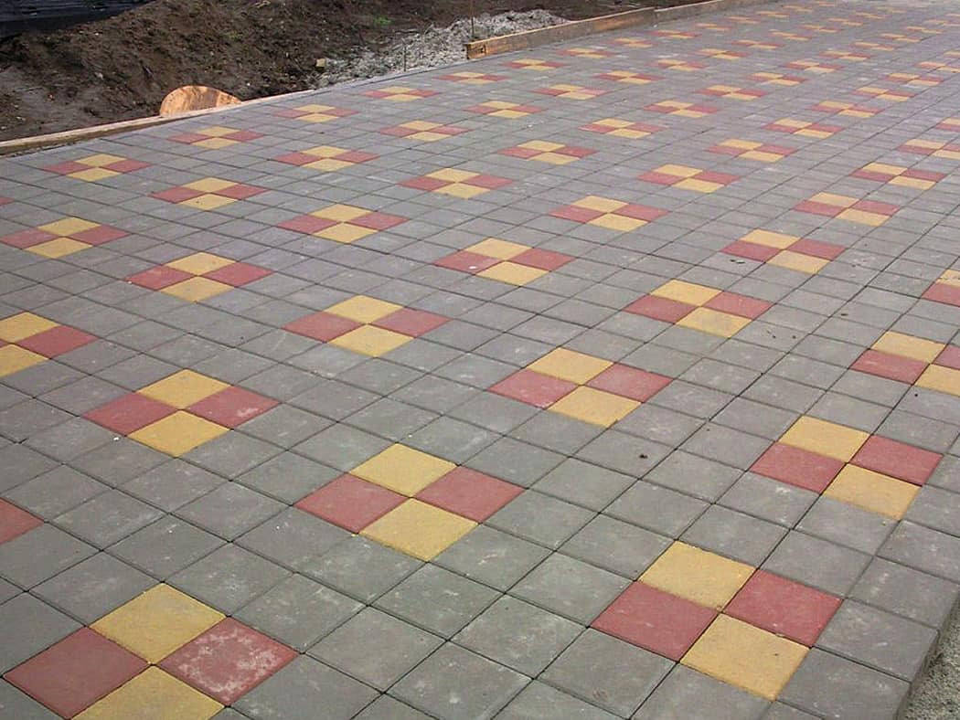 дизайн тротуарной плитки шашки фото